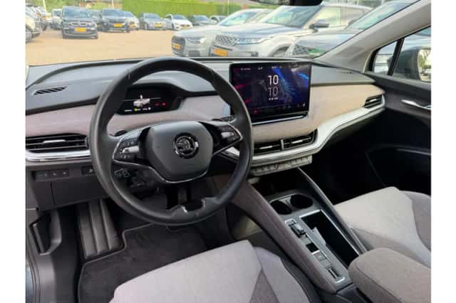 Škoda Enyaq (2021) thumbnail 5