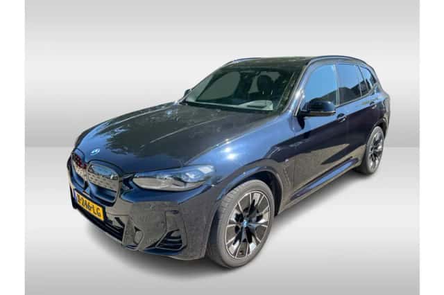 BMW iX3 (2023) thumbnail 1