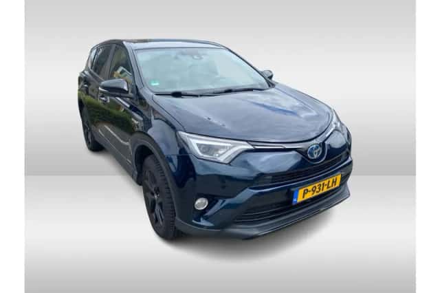 Toyota RAV4 (2018) thumbnail 4