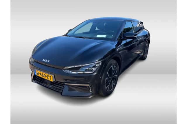Kia EV6 (2021) thumbnail 1