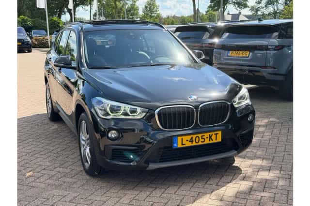 BMW X1 (2018) thumbnail 5