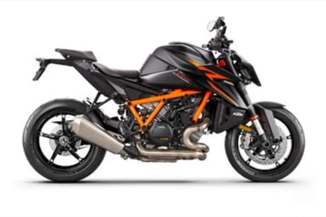 KTM 1390 (2026) thumbnail 4