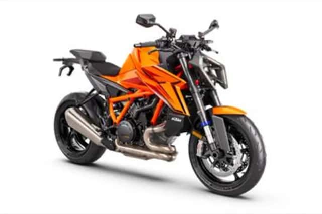 KTM 1390 (2026) thumbnail 2