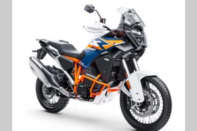KTM 1390 (2026) thumbnail 1