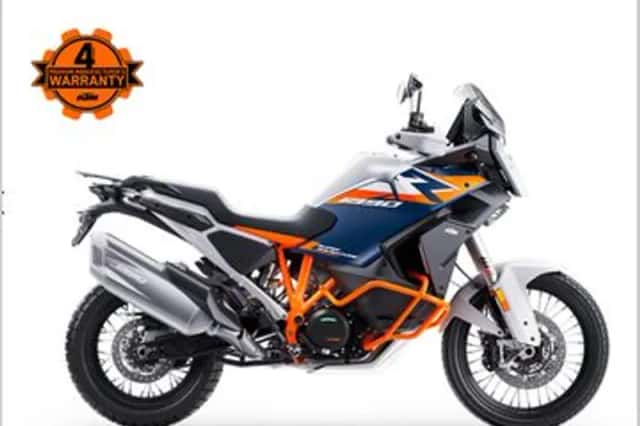 KTM 1390 (2026) thumbnail 2