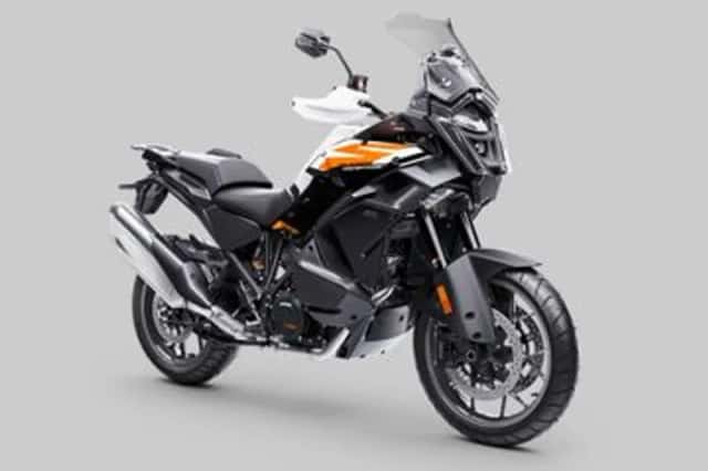 KTM 1390 (2026) thumbnail 1