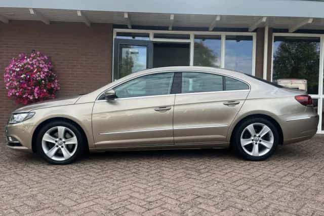Volkswagen CC (2015) thumbnail 4
