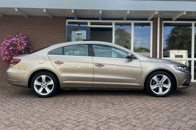 Volkswagen CC (2015) thumbnail 5