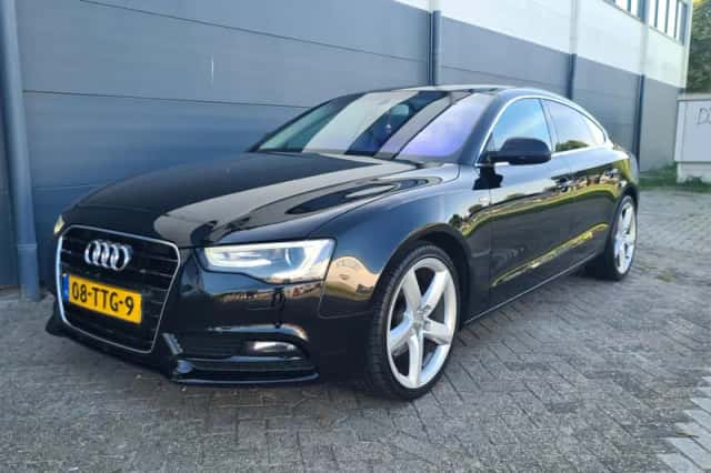 Audi A5 (2012) thumbnail 1