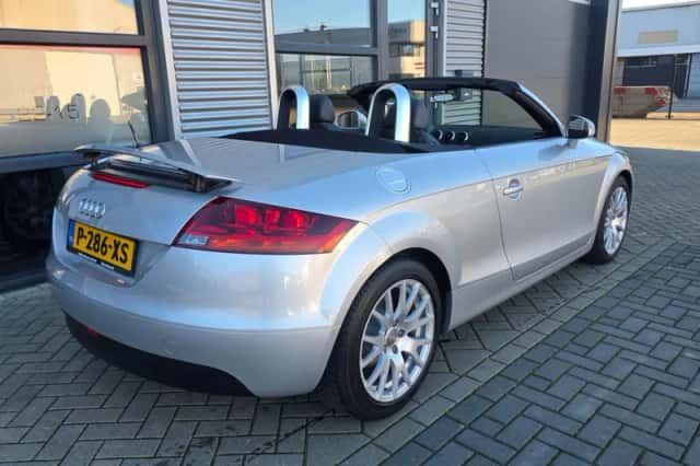 Audi TT (2007) thumbnail 5