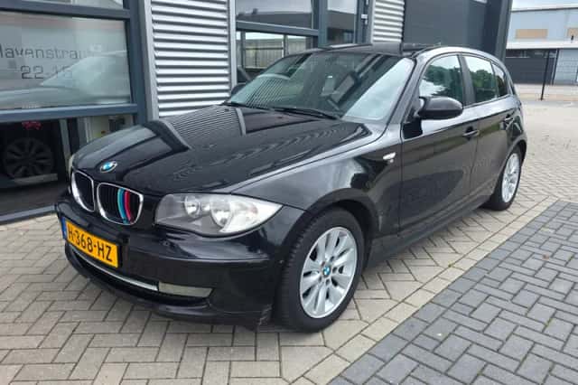BMW 1-Serie (2008) thumbnail 1