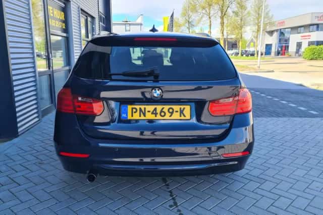 BMW 3-Serie (2013) thumbnail 4
