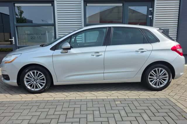 Citroën C4 (2012) thumbnail 2