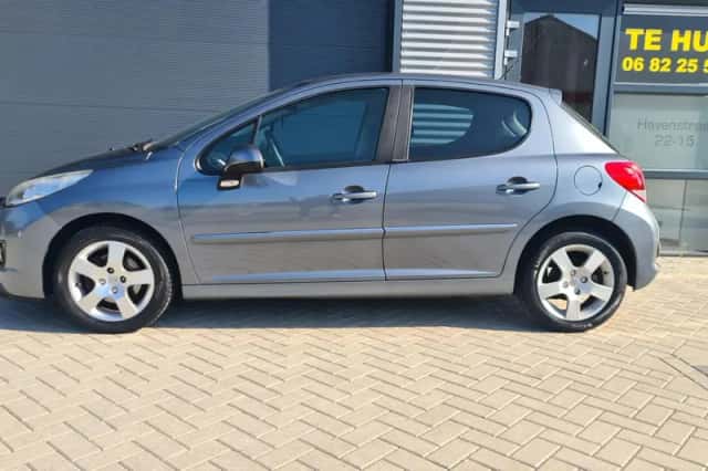 Peugeot 207 (2011) thumbnail 2