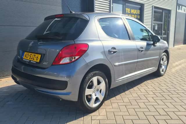 Peugeot 207 (2011) thumbnail 5