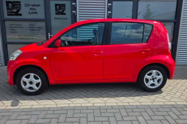 Subaru Justy (2009) thumbnail 2
