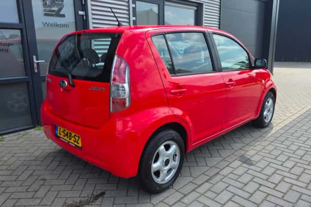Subaru Justy (2009) thumbnail 5