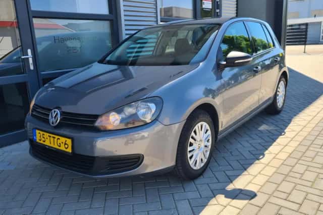 Volkswagen Golf (2012) thumbnail 1