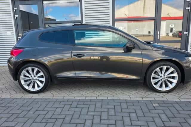 Volkswagen Scirocco (2009) thumbnail 6