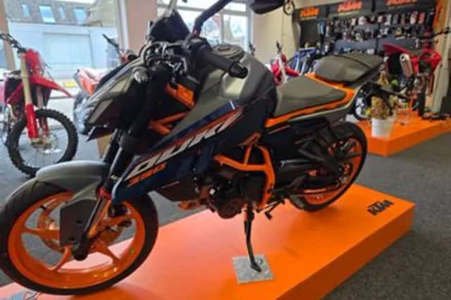 KTM 390 (2025) thumbnail 3
