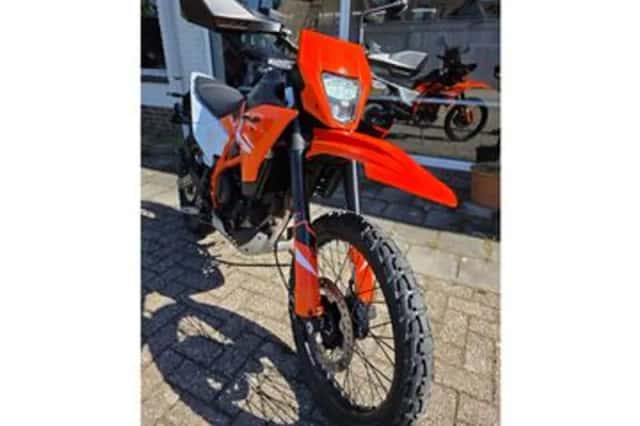 KTM 390 (2025) thumbnail 2