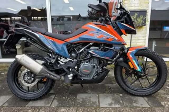 KTM 390 (2022) thumbnail 1