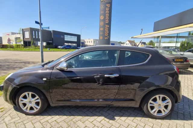 Alfa Romeo Mito (2011) thumbnail 5