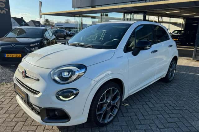 Fiat 500X (2021) thumbnail 2