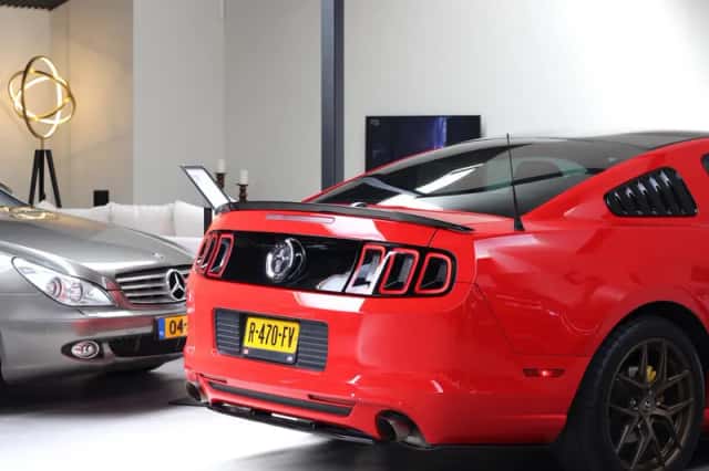 Ford Mustang (2014) thumbnail 3