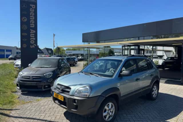 Hyundai Tucson (2005) thumbnail 1