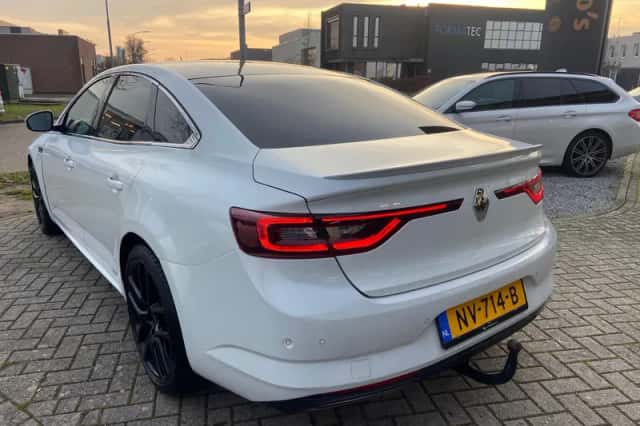 Renault Talisman (2016) thumbnail 3