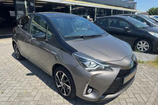 Toyota Yaris (2019) thumbnail 6