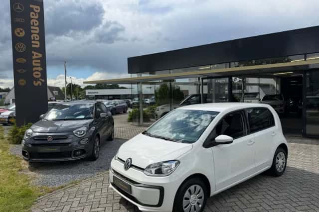 Volkswagen Up! (2016) thumbnail 1
