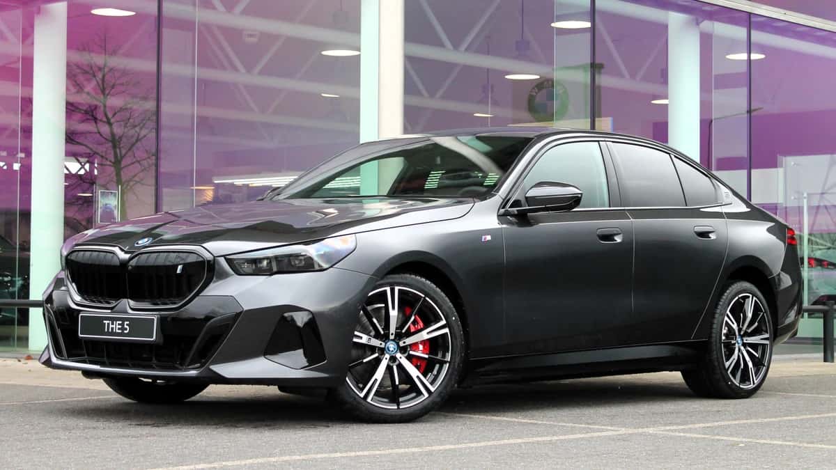 BMW i5 (2026) — foto 1