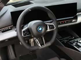 BMW i5 (2026) thumbnail 2