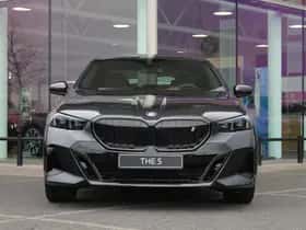 BMW i5 (2026) thumbnail 7