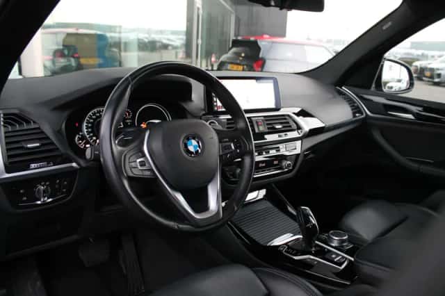 BMW X3 (2019) thumbnail 6