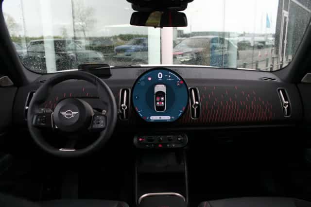 MINI Countryman (2025) thumbnail 4