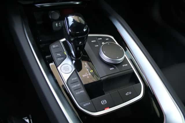 BMW Z4 (2025) thumbnail 4