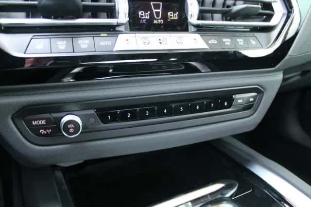 BMW Z4 (2025) thumbnail 6