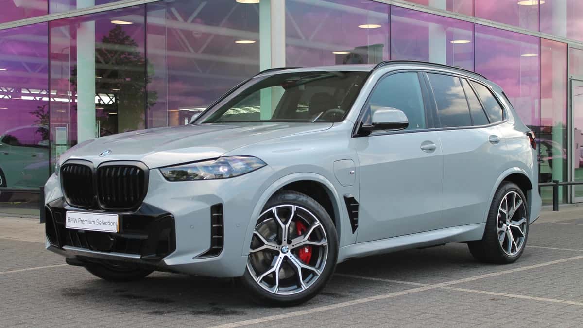 BMW X5 (2025) — foto 1