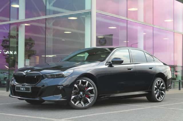 BMW i5 (2026) thumbnail 1