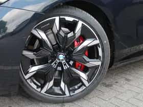 BMW i5 (2026) thumbnail 2