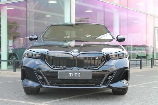 BMW i5 (2026) thumbnail 5