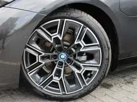 BMW 5-Serie (2024) thumbnail 4