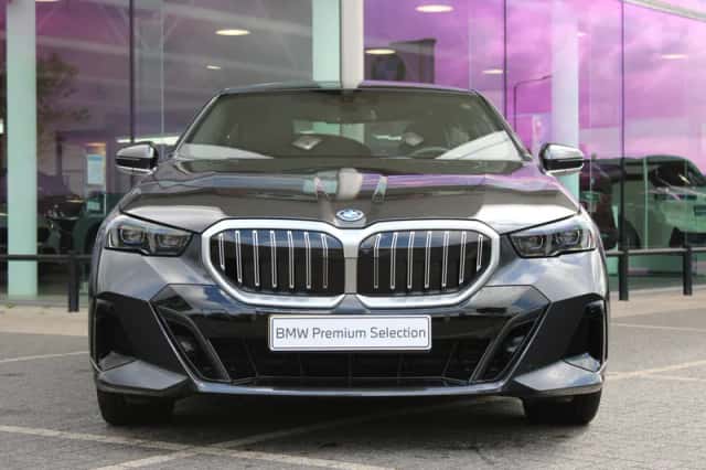 BMW 5-Serie (2024) thumbnail 6
