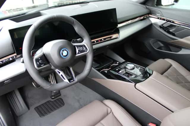 BMW 5-Serie (2026) thumbnail 2
