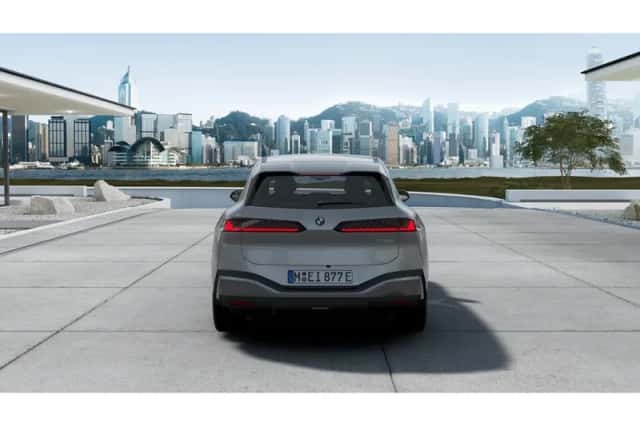BMW iX3 (2026) thumbnail 4