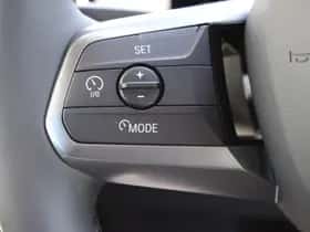 BMW iX (2026) thumbnail 12