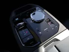 BMW iX (2026) thumbnail 14